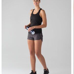 Lululemon Speed Short Bit Point Ice Grey Black size 10 W7A19S